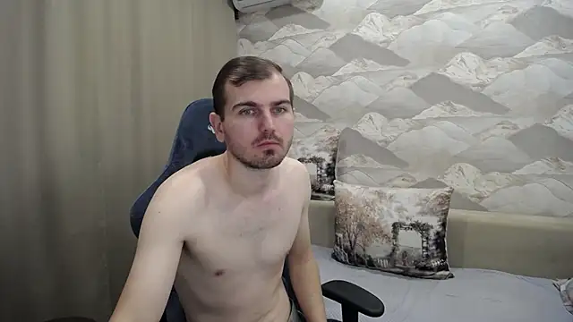 Snapshot of SerzhKorol1 chatting on November 17, 5:24 am SerzhKorol1 online show from November 17, 5:24 am