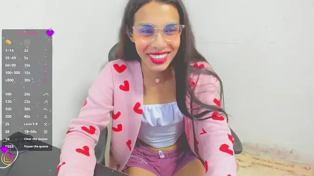 Kim Wexler online show from December 1, 3:22 am