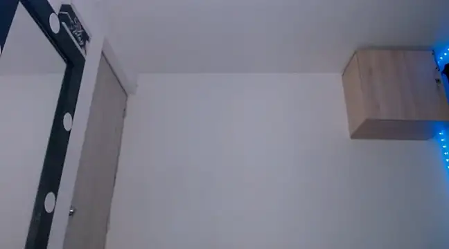 Snapshot of Samuel_Suarez chatting on December 11, 9:52 am Samuel Suarez online show from December 11, 9:52 am