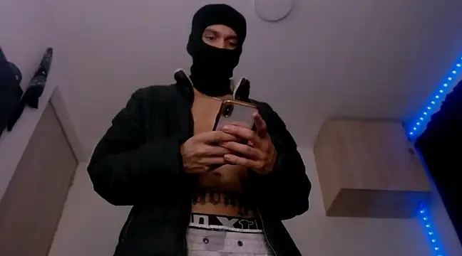 Snapshot of Samuel_Suarez chatting on January 9, 5:13 am Samuel Suarez online show from January 9, 5:13 am