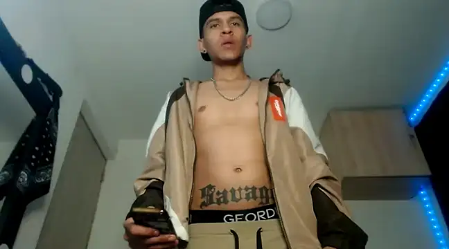 Snapshot of Samuel_Suarez chatting on March 3, 2:36 am Samuel Suarez online show from March 3, 2:36 am