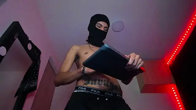 Snapshot of Samuel_Suarez chatting on March 21, 5:21 am Samuel Suarez online show from March 21, 5:21 am