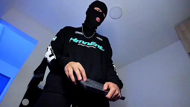 Snapshot of Samuel_Suarez chatting on November 14, 2:54 am Samuel Suarez online show from November 14, 2:54 am