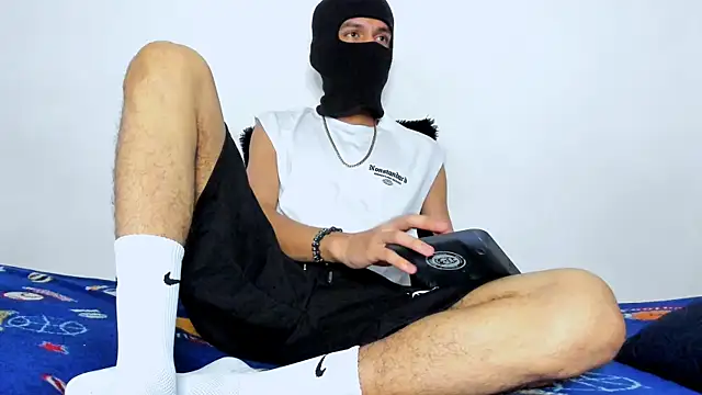 Snapshot of Samuel_Suarez chatting on November 15, 1:58 am Samuel Suarez online show from November 15, 1:58 am