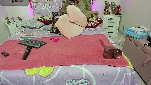 Karly moon online show from December 21, 5:36 am