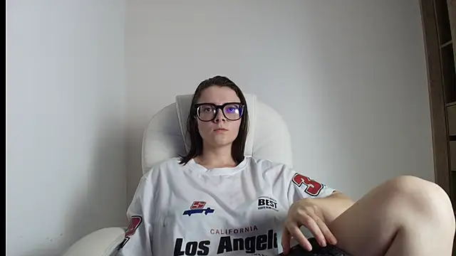 Snapshot of Arya_starrk chatting on March 6, 3:24 pm Arya starrk online show from March 6, 3:24 pm