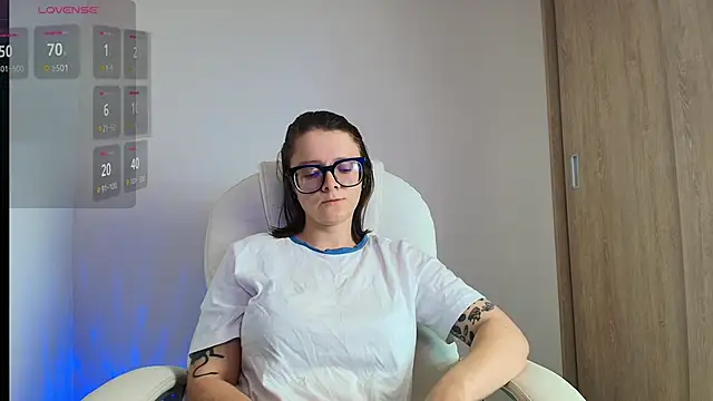 Snapshot of Arya_starrk chatting on March 10, 2:48 pm Arya starrk online show from March 10, 2:48 pm