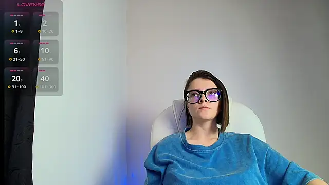 Snapshot of Arya_starrk chatting on March 18, 2:48 pm Arya starrk online show from March 18, 2:48 pm