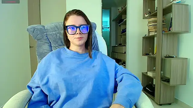 Snapshot of Arya_starrk chatting on September 8, 3:11 pm Arya starrk online show from September 8, 3:11 pm