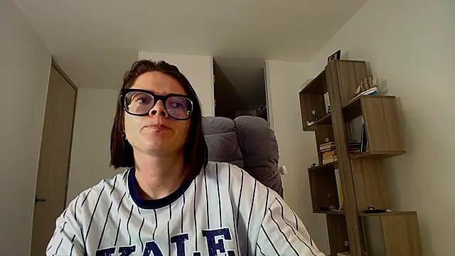 Snapshot of Arya_starrk chatting on November 10, 2:16 pm Arya starrk online show from November 10, 2:16 pm