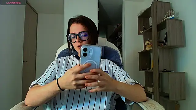 Snapshot of Arya_starrk chatting on December 5, 1:09 pm Arya starrk online show from December 5, 1:09 pm