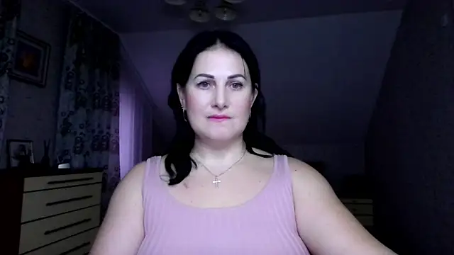 Snapshot of _sarairiti chatting on November 18, 10:31 am sarairiti online show from November 18, 10:31 am