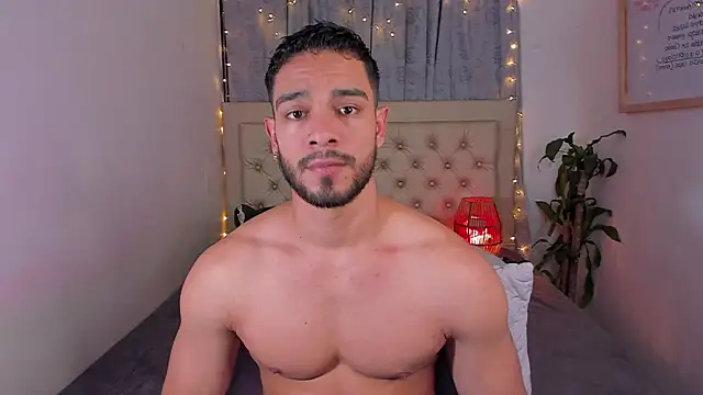 Josseph1  online show from December 11, 2:52 am