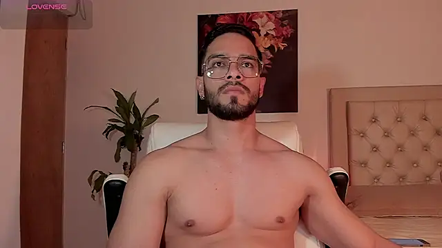 Josseph1  online show from September 30, 11:10 pm