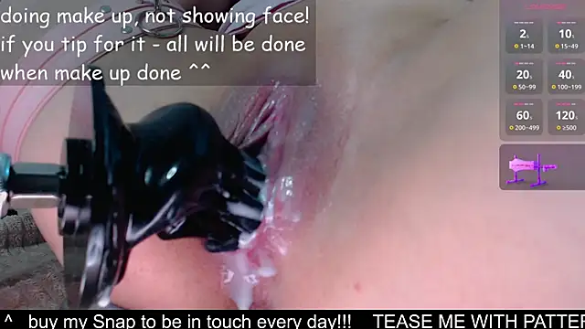 kitty alika online show from November 10, 11:53 am