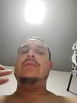 Snapshot of thickcocklatino chatting on December 22, 8:38 am thickcocklatino online show from December 22, 8:38 am