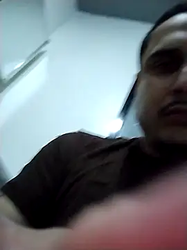 Snapshot of thickcocklatino chatting on December 22, 11:44 am thickcocklatino online show from December 22, 11:44 am