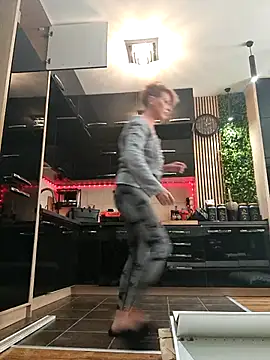 Snapshot of InannaStar chatting on March 6, 11:58 am InannaStar online show from March 6, 11:58 am