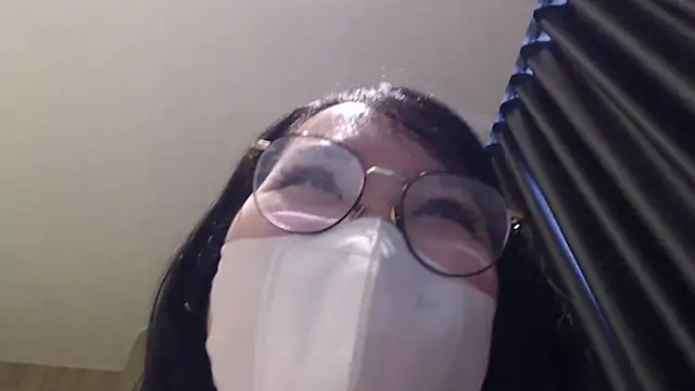 Snapshot of Onee-Chew chatting on October 11, 3:06 am Onee-Chew online show from October 11, 3:06 am