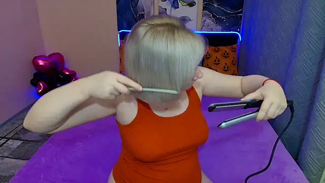 BlondPearl online show from November 11, 9:48 pm