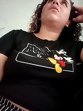 Snapshot of ValeriaSantos- chatting on December 29, 8:26 pm ValeriaSantos- online show from December 29, 8:26 pm