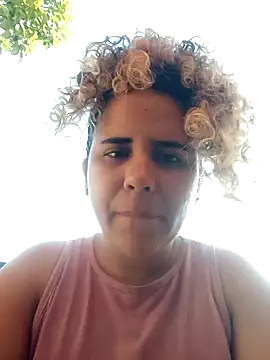 Snapshot of ValeriaSantos- chatting on January 7, 1:03 pm ValeriaSantos- online show from January 7, 1:03 pm