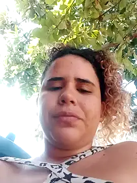 Snapshot of ValeriaSantos- chatting on January 9, 1:45 pm ValeriaSantos- online show from January 9, 1:45 pm