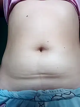 Snapshot of ValeriaSantos- chatting on March 8, 1:25 pm ValeriaSantos- online show from March 8, 1:25 pm