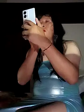 Snapshot of karlaalva chatting on October 27, 6:50 am karlaalva online show from October 27, 6:50 am