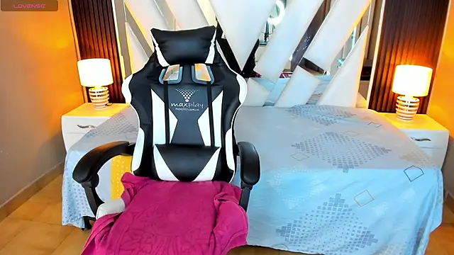 Linda4Petite online show from September 23, 6:22 pm