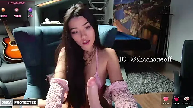 Snapshot of shachatteof chatting on March 6, 10:09 am shachatteof online show from March 6, 10:09 am