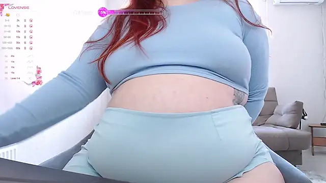 Mia Bows online show from February 18, 8:05 am