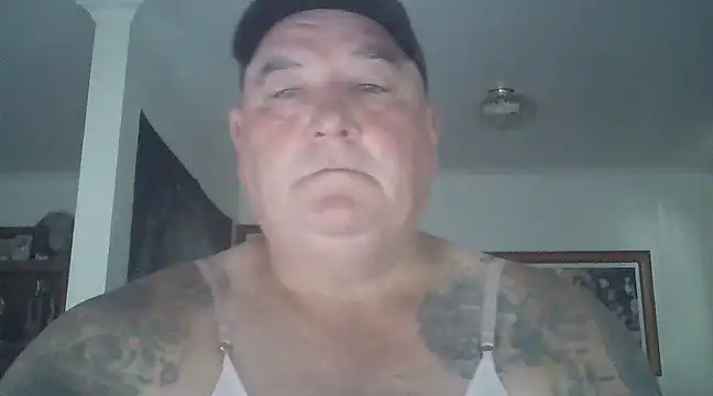 Snapshot of HOTANAL chatting on February 2, 12:19 am HOTANAL online show from February 2, 12:19 am