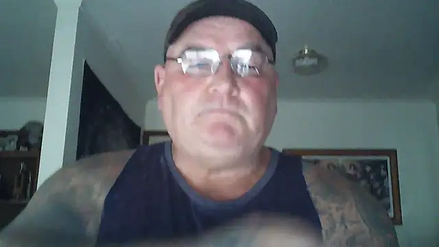 Snapshot of HOTANAL chatting on February 3, 4:25 am HOTANAL online show from February 3, 4:25 am