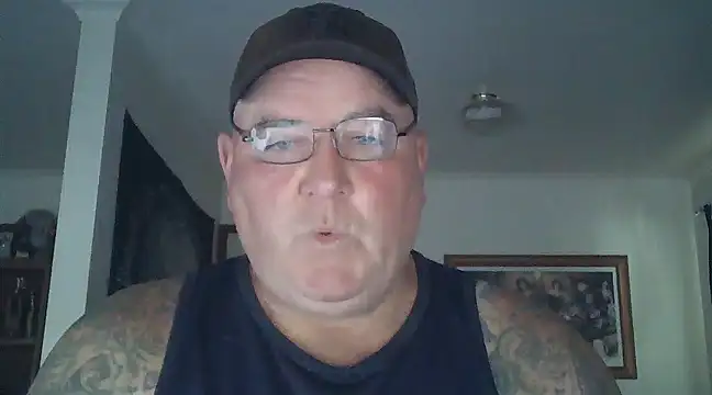 Snapshot of HOTANAL chatting on February 4, 1:13 am HOTANAL online show from February 4, 1:13 am