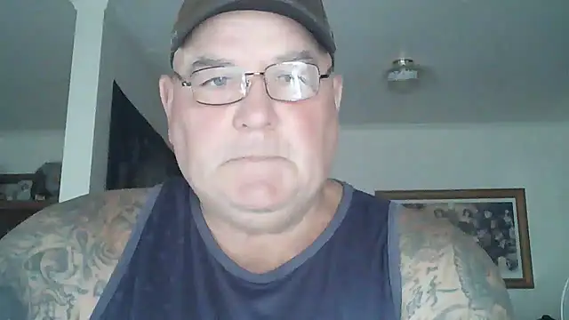 Snapshot of HOTANAL chatting on February 19, 4:01 am HOTANAL online show from February 19, 4:01 am