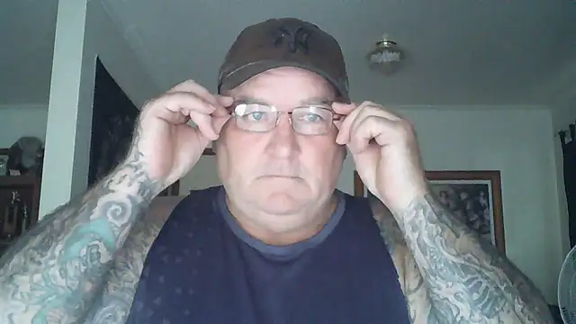 Snapshot of HOTANAL chatting on February 27, 1:16 am HOTANAL online show from February 27, 1:16 am