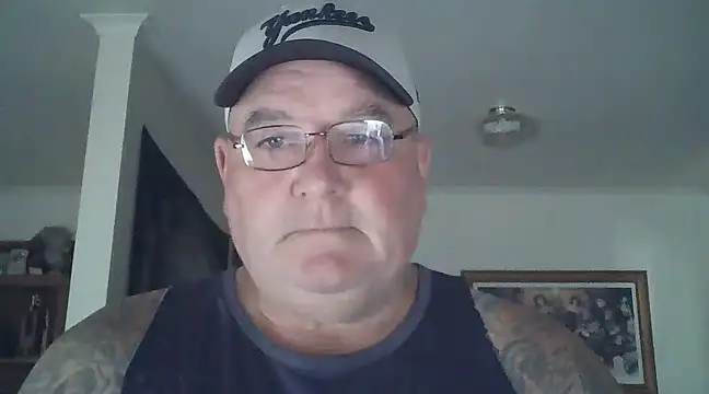 Snapshot of HOTANAL chatting on February 28, 3:37 am HOTANAL online show from February 28, 3:37 am