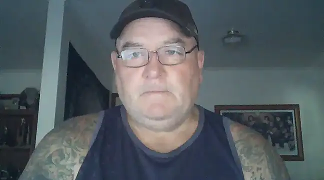 Snapshot of HOTANAL chatting on February 28, 11:45 pm HOTANAL online show from February 28, 11:45 pm