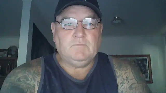 Snapshot of HOTANAL chatting on March 3, 11:35 pm HOTANAL online show from March 3, 11:35 pm