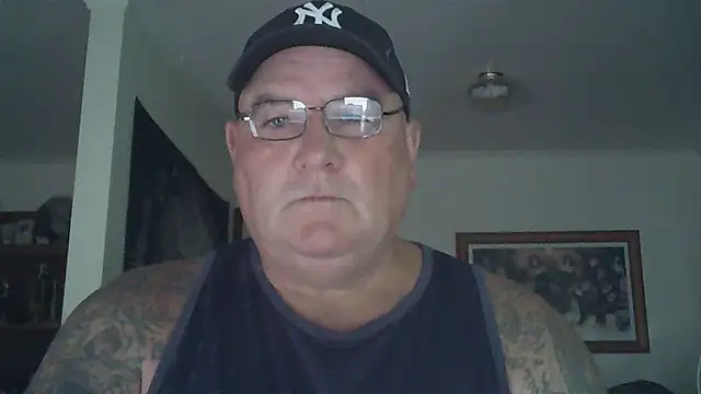 Snapshot of HOTANAL chatting on March 16, 5:25 am HOTANAL online show from March 16, 5:25 am