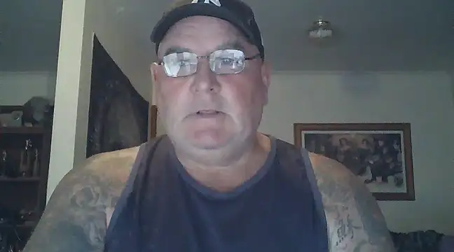 Snapshot of HOTANAL chatting on March 20, 7:03 am HOTANAL online show from March 20, 7:03 am