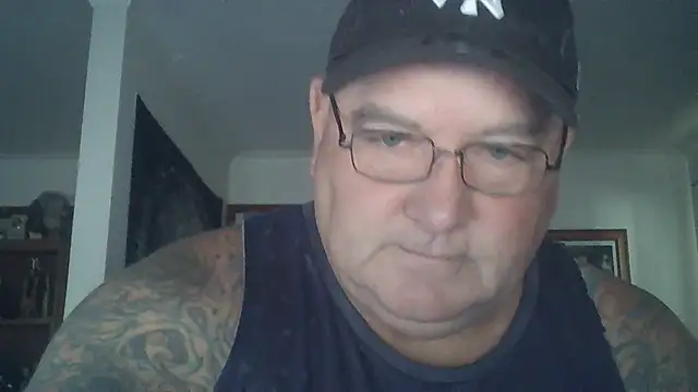 Snapshot of HOTANAL chatting on March 23, 12:58 am HOTANAL online show from March 23, 12:58 am