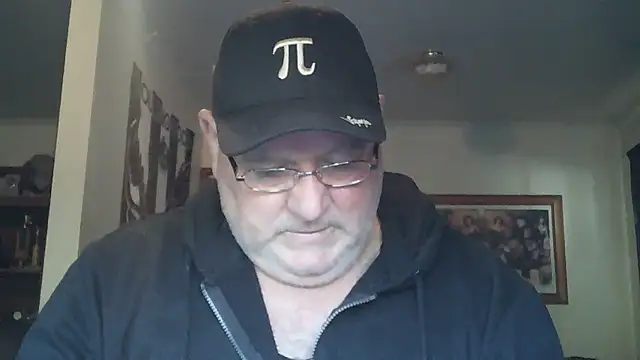 Snapshot of HOTANAL chatting on September 11, 10:43 pm HOTANAL online show from September 11, 10:43 pm