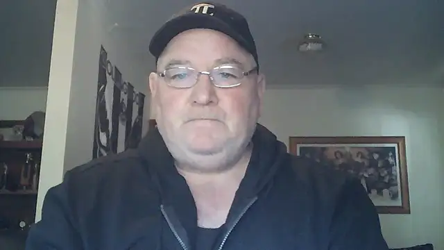 Snapshot of HOTANAL chatting on September 27, 11:32 pm HOTANAL online show from September 27, 11:32 pm