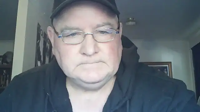 Snapshot of HOTANAL chatting on October 6, 10:29 pm HOTANAL online show from October 6, 10:29 pm