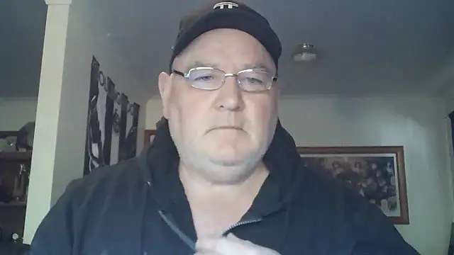 Snapshot of HOTANAL chatting on October 17, 10:12 pm HOTANAL online show from October 17, 10:12 pm