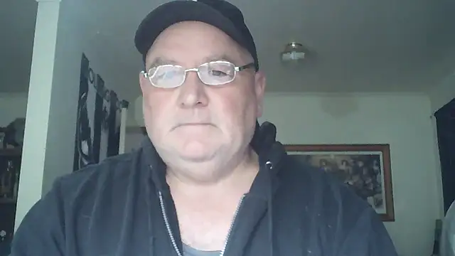 Snapshot of HOTANAL chatting on November 6, 10:21 pm HOTANAL online show from November 6, 10:21 pm