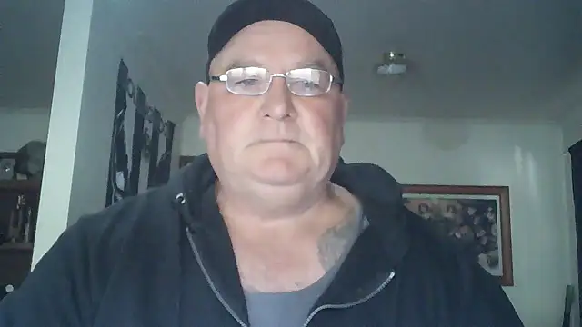 Snapshot of HOTANAL chatting on November 16, 10:26 pm HOTANAL online show from November 16, 10:26 pm