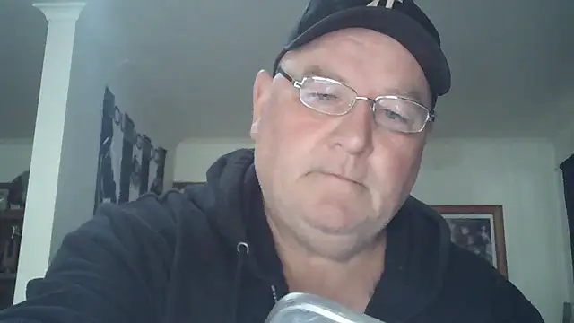 Snapshot of HOTANAL chatting on November 27, 10:45 pm HOTANAL online show from November 27, 10:45 pm